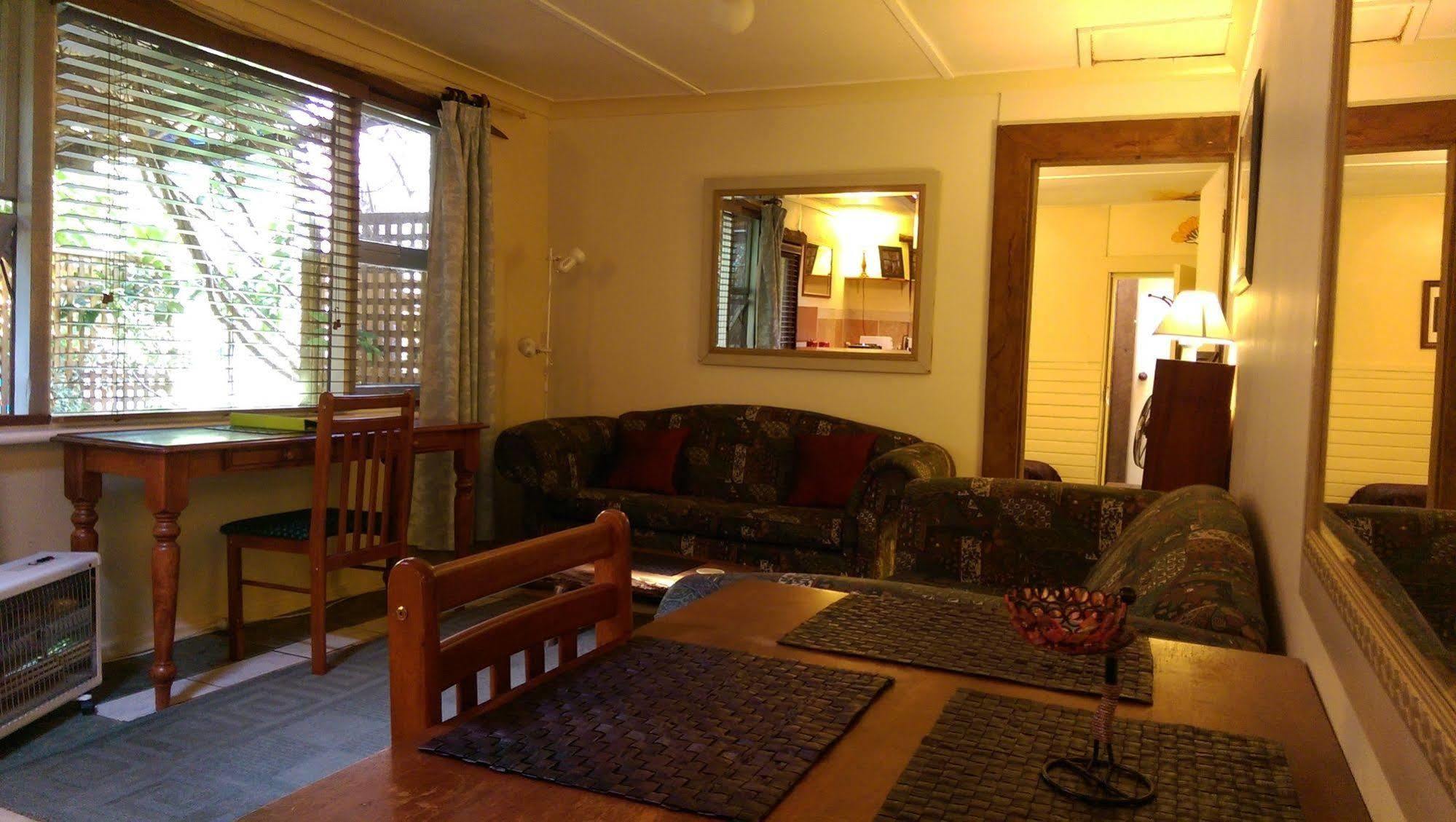 Black Cockatoo Lodge ナナップ エクステリア 写真